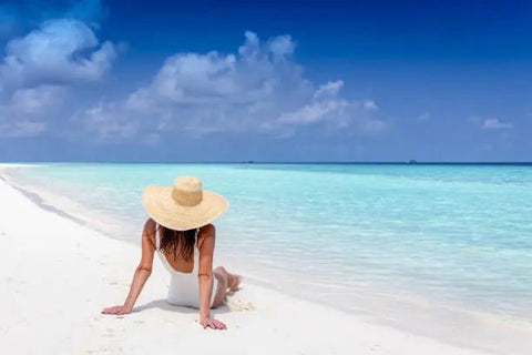 5 Must-Have Beach Essentials for 2024 - Beachwear Australia